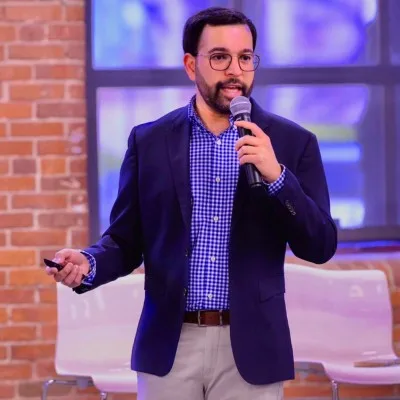 Dhruv Patwardhan, Founder of LuminOne